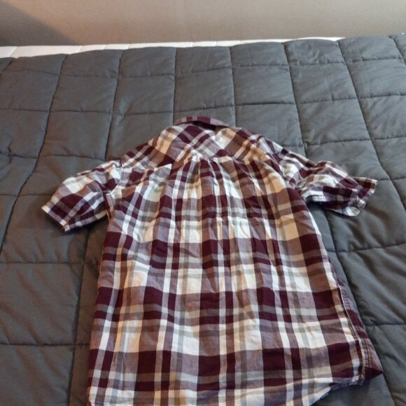 vans buttoned plaid short sleeve shirt - Picture 4 of 4